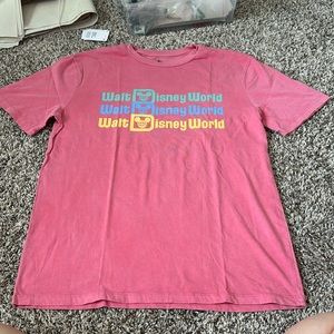 Walt Disney world T shirt